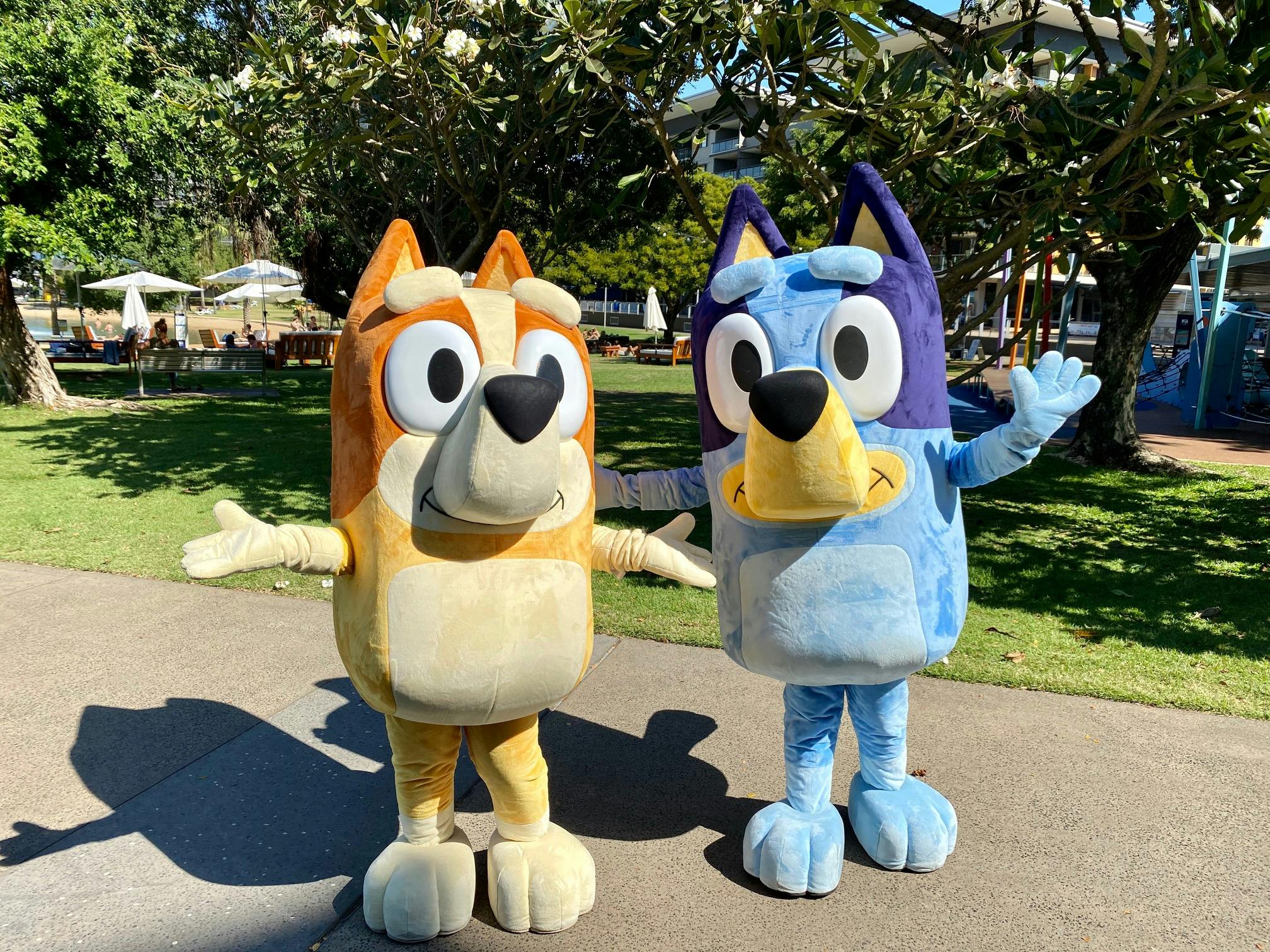 Bluey & Bingo mascots