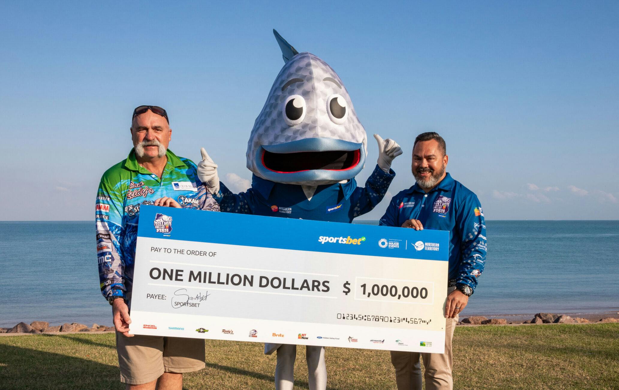 Merv Hughes, Barry the Barra and Million Dollar Fish Season 8 $10,000 fish winner Nathan Corpus